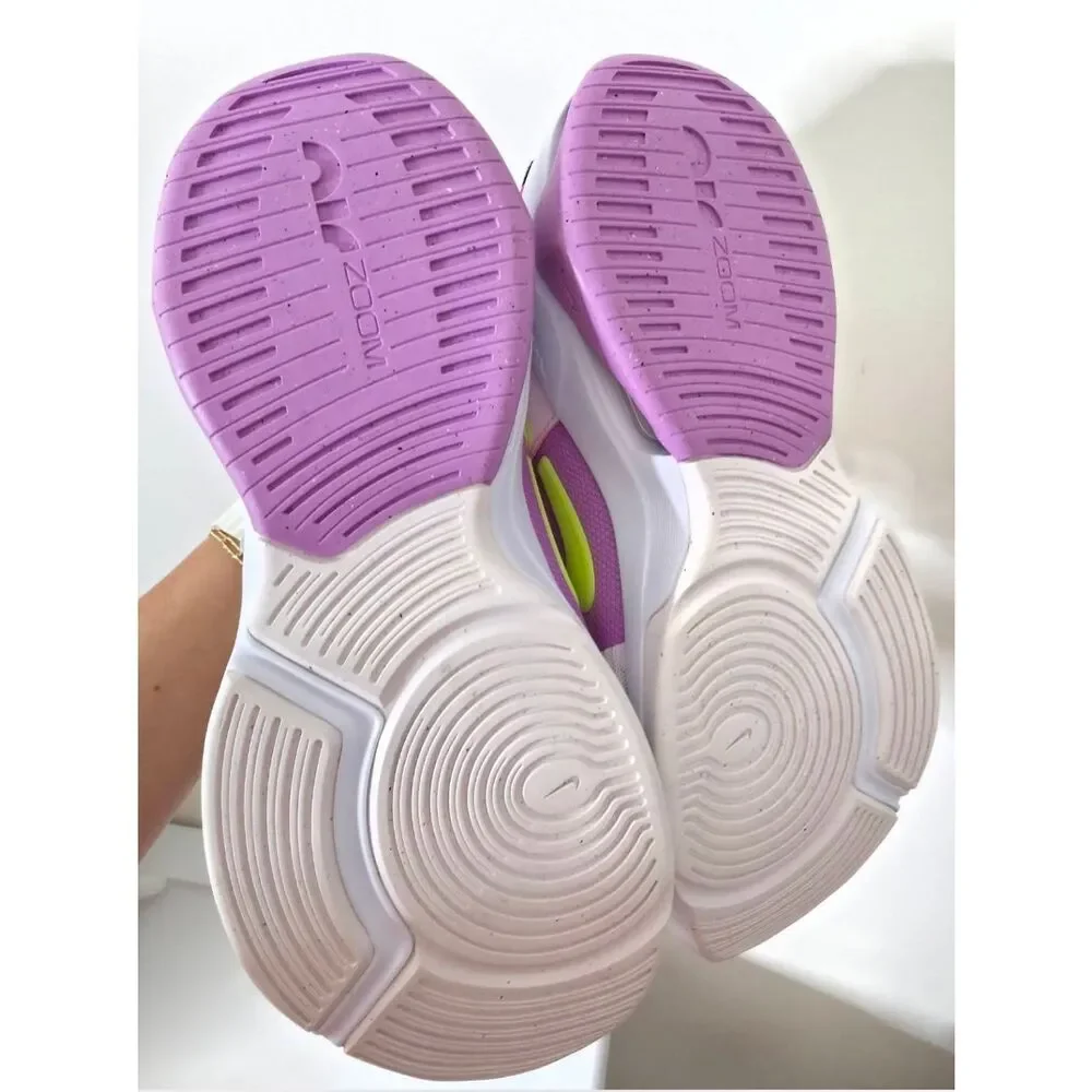 Nike Zoom Bella 6 US 10 NWOB